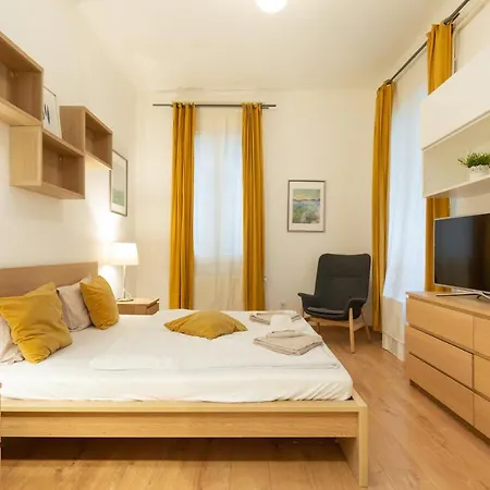 A4-6 Aulich Appartement Boedapest